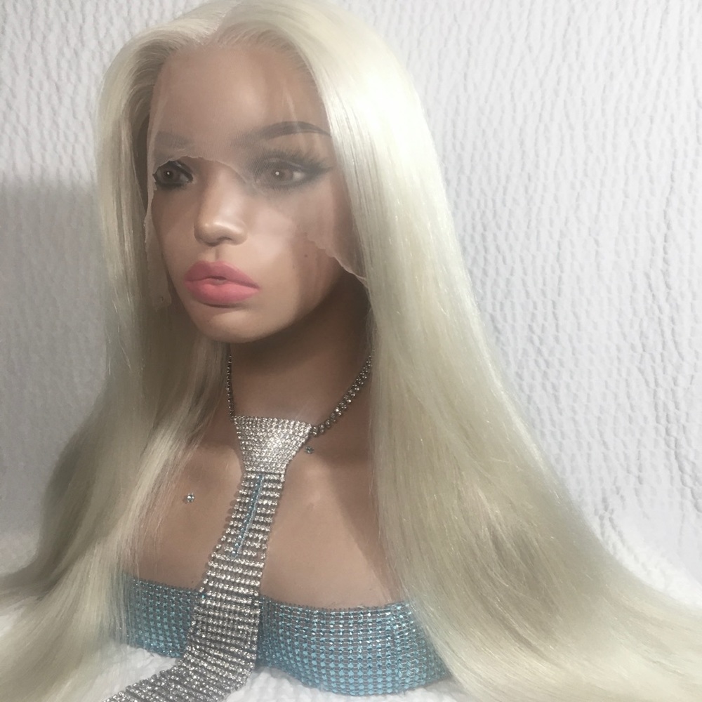 Realistic Pale Blonde Human Hair Lace Wig 24 inches - Picture 2 of 15